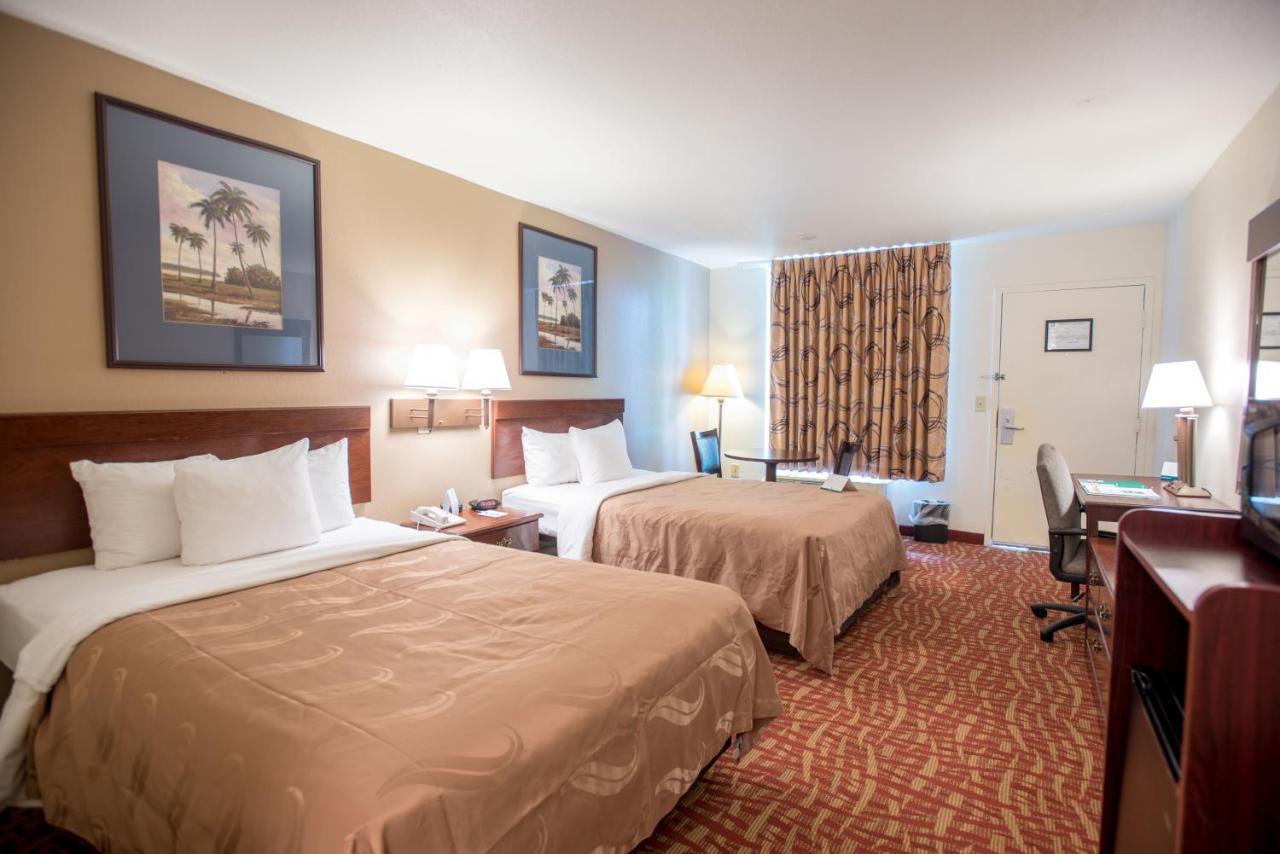 Quality Inn At Town Center Beaufort Buitenkant foto