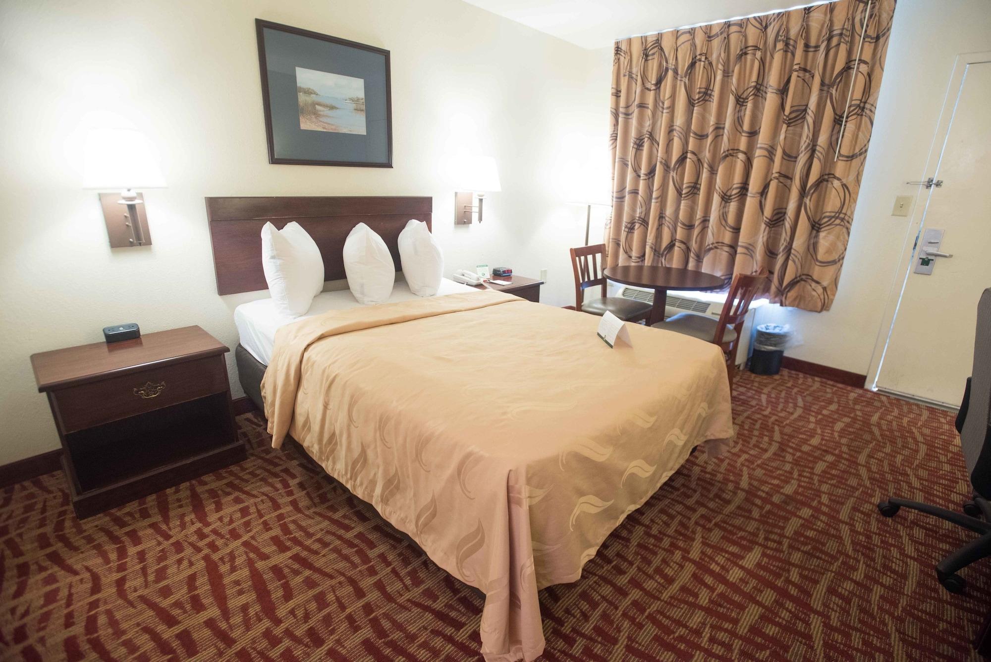 Quality Inn At Town Center Beaufort Buitenkant foto