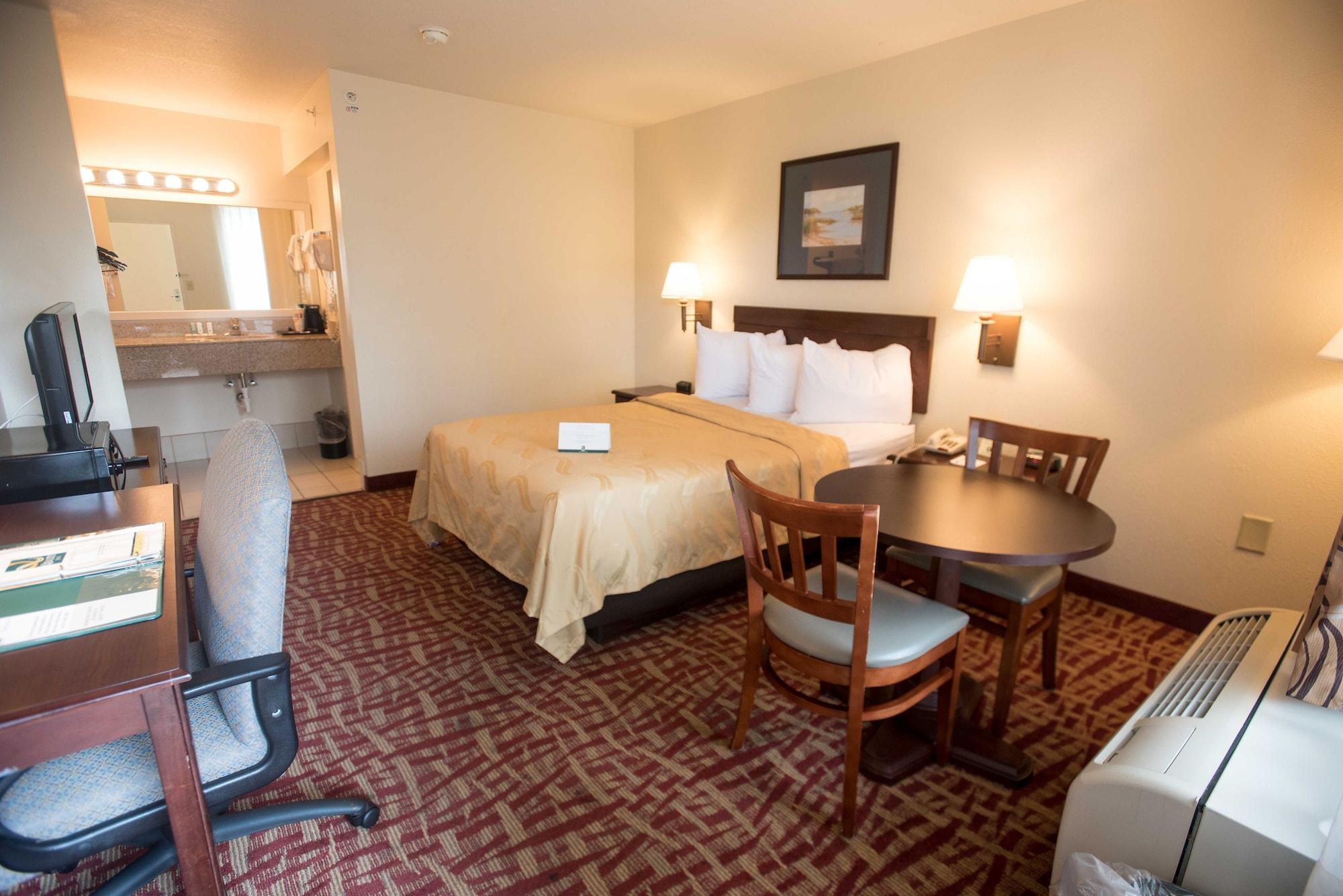 Quality Inn At Town Center Beaufort Buitenkant foto