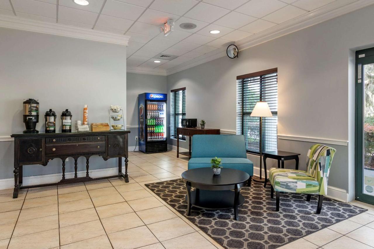 Quality Inn At Town Center Beaufort Buitenkant foto