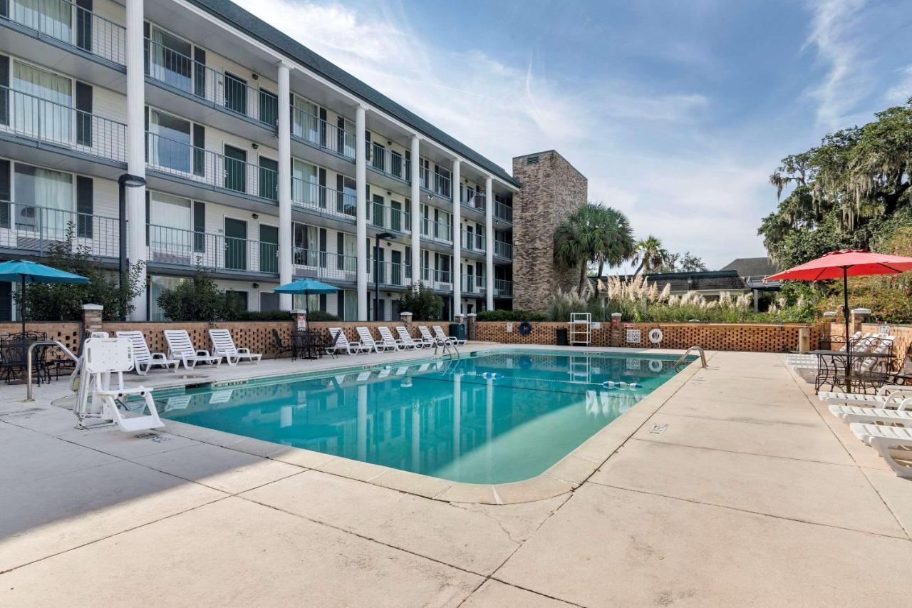 Quality Inn At Town Center Beaufort Buitenkant foto