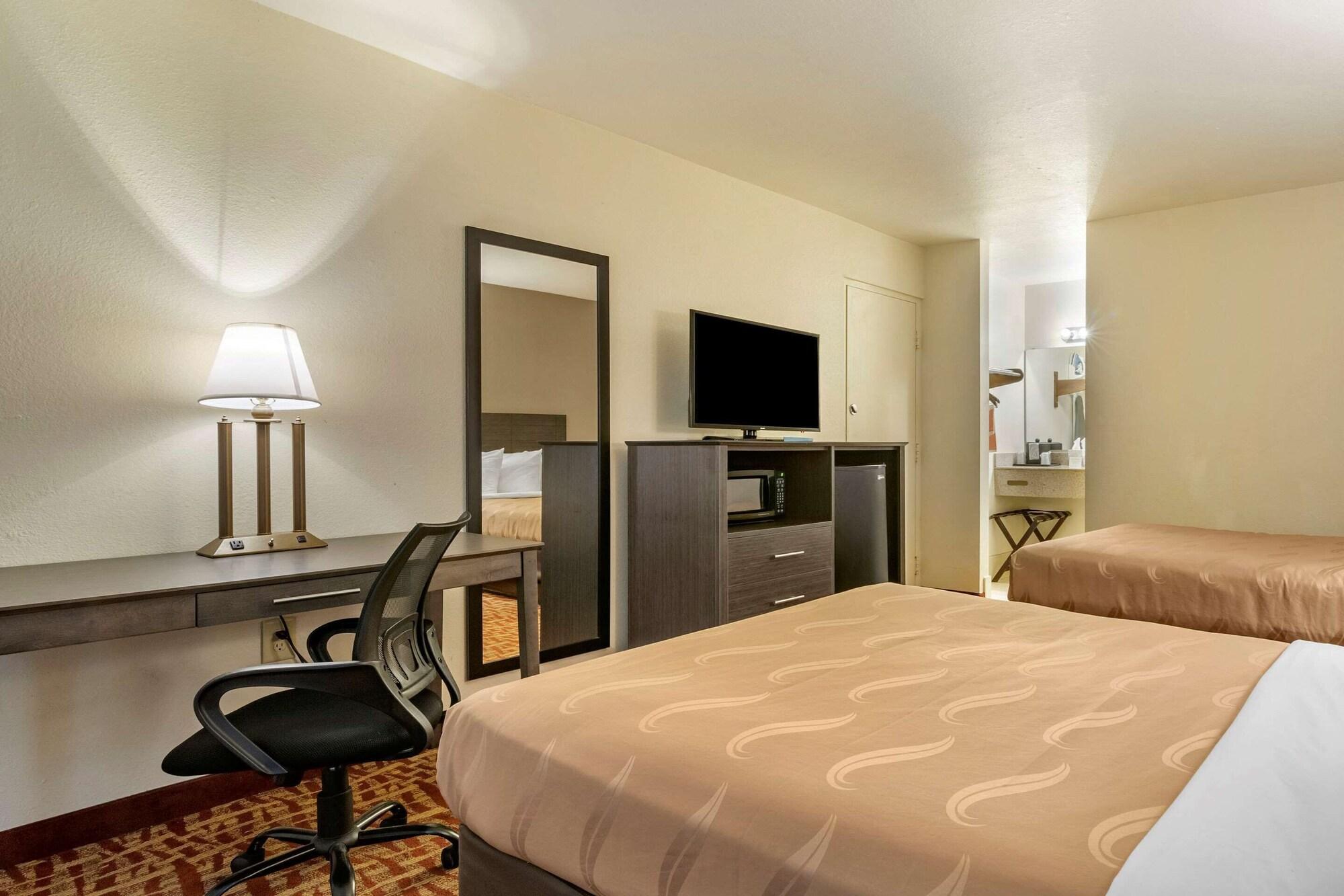 Quality Inn At Town Center Beaufort Buitenkant foto