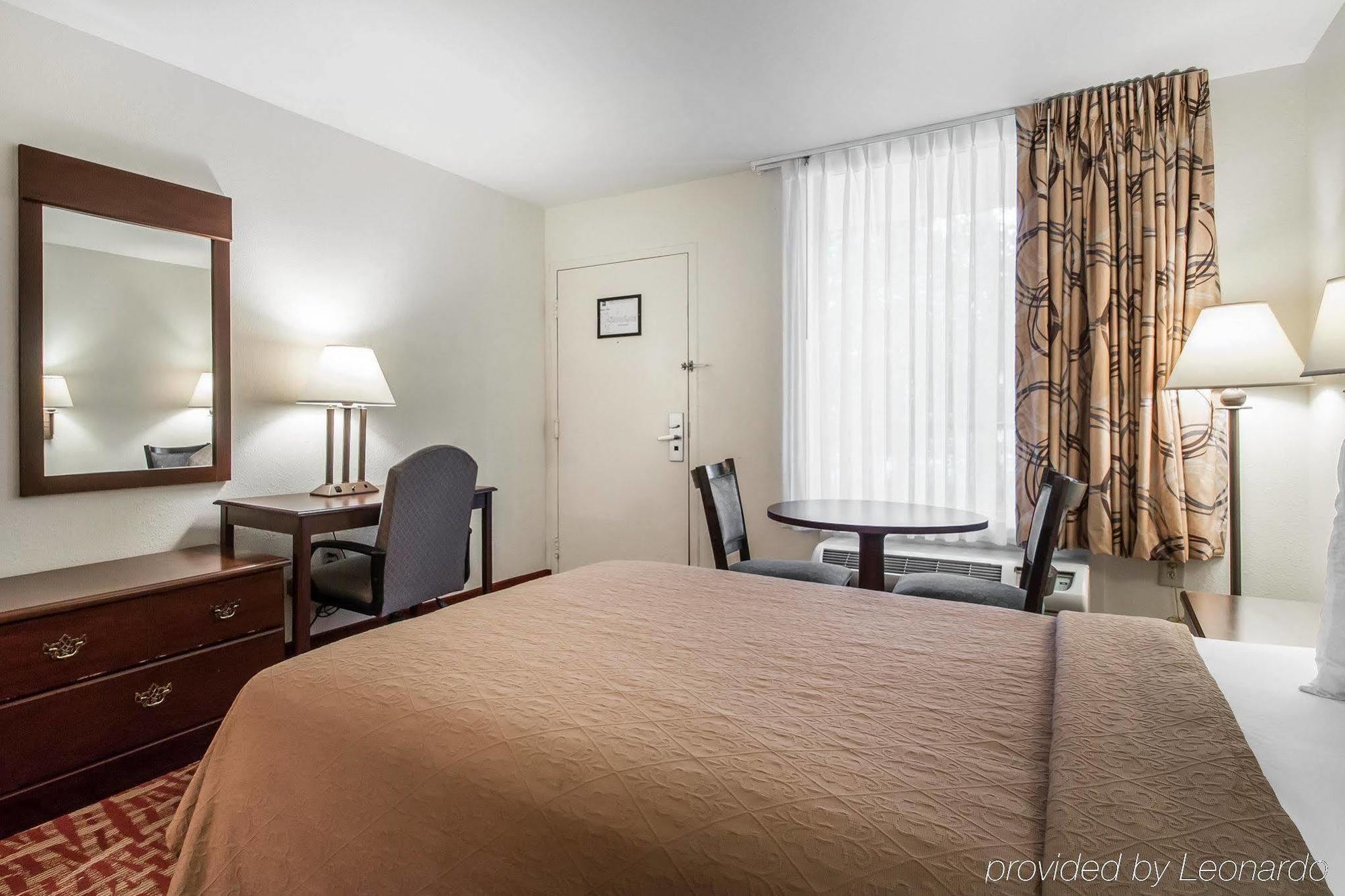 Quality Inn At Town Center Beaufort Buitenkant foto