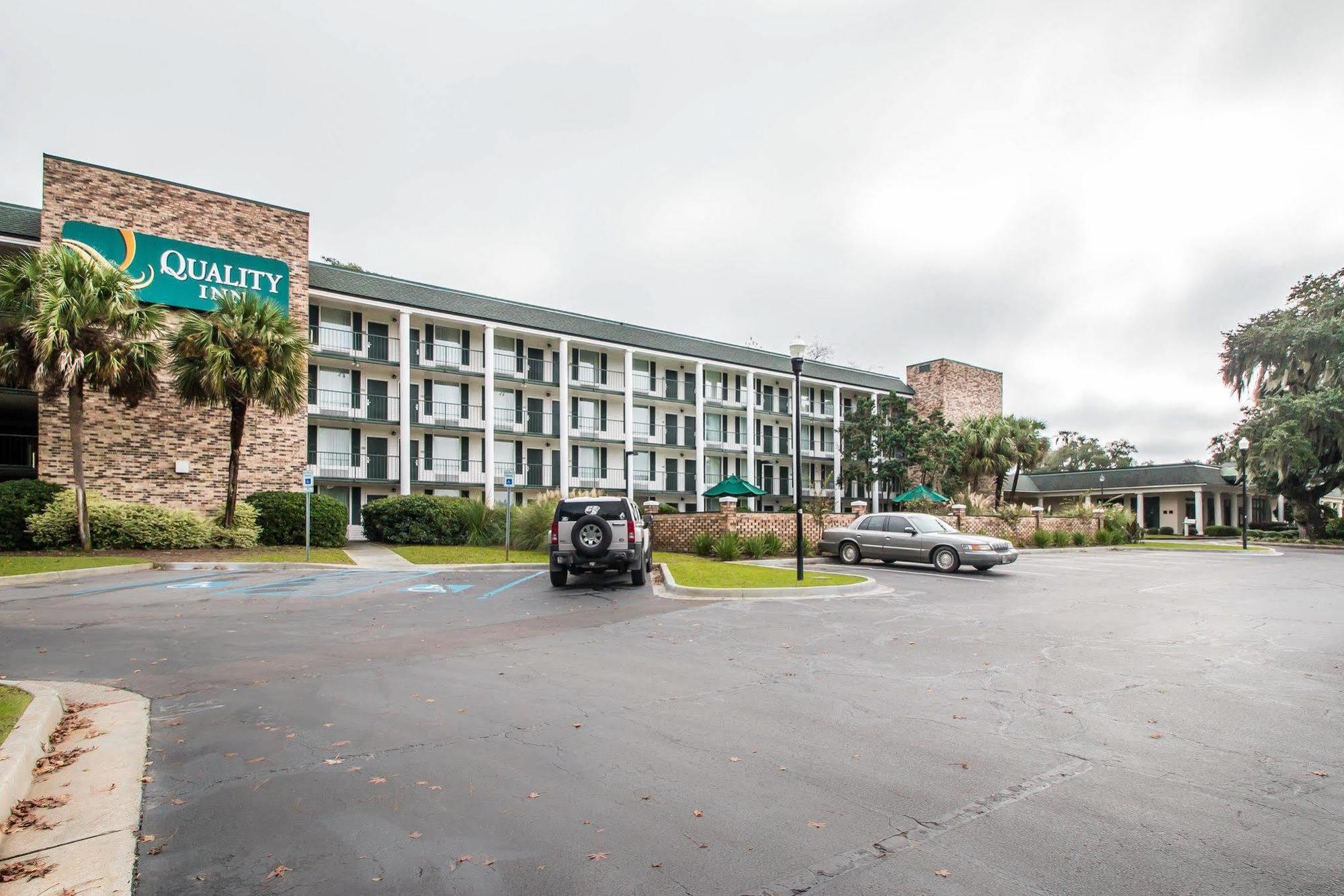 Quality Inn At Town Center Beaufort Buitenkant foto